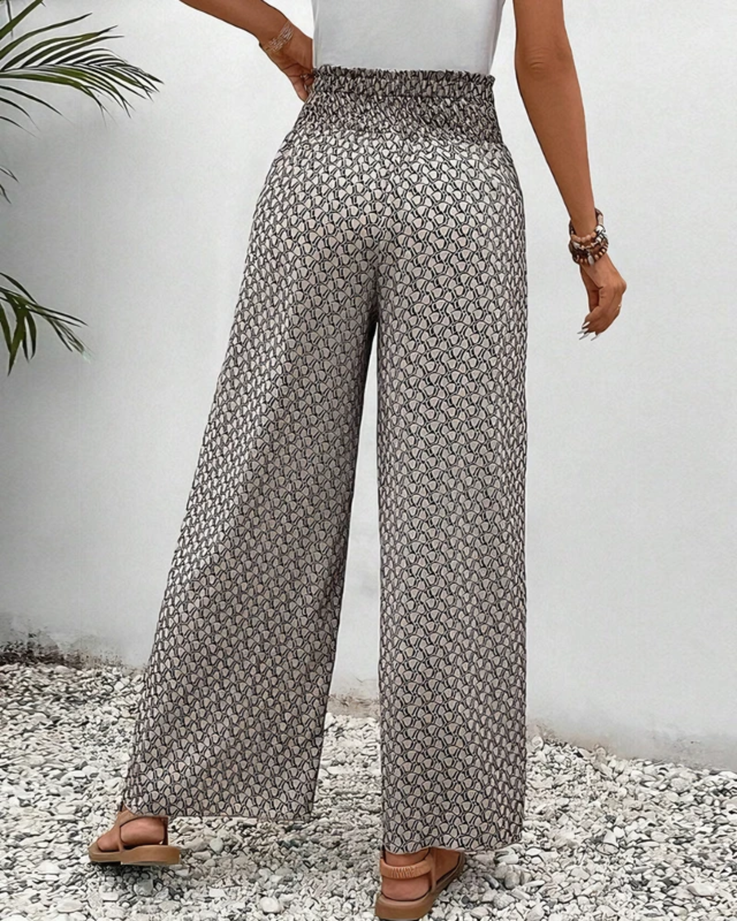 Patterned-Wide-Leg-Bottom2